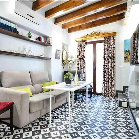 Typical Sevillan 2 Bedroom Unit Экстерьер фото