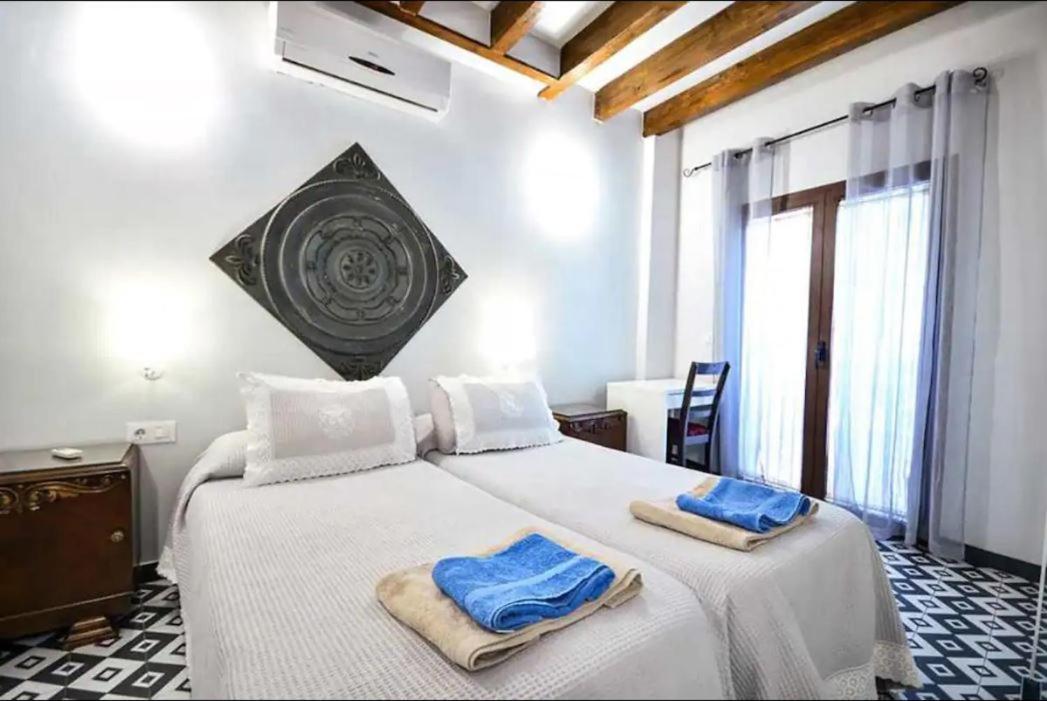 Typical Sevillan 2 Bedroom Unit Экстерьер фото
