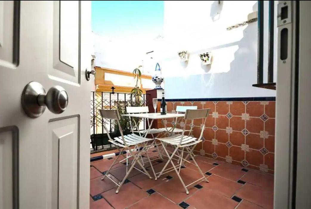 Typical Sevillan 2 Bedroom Unit Экстерьер фото
